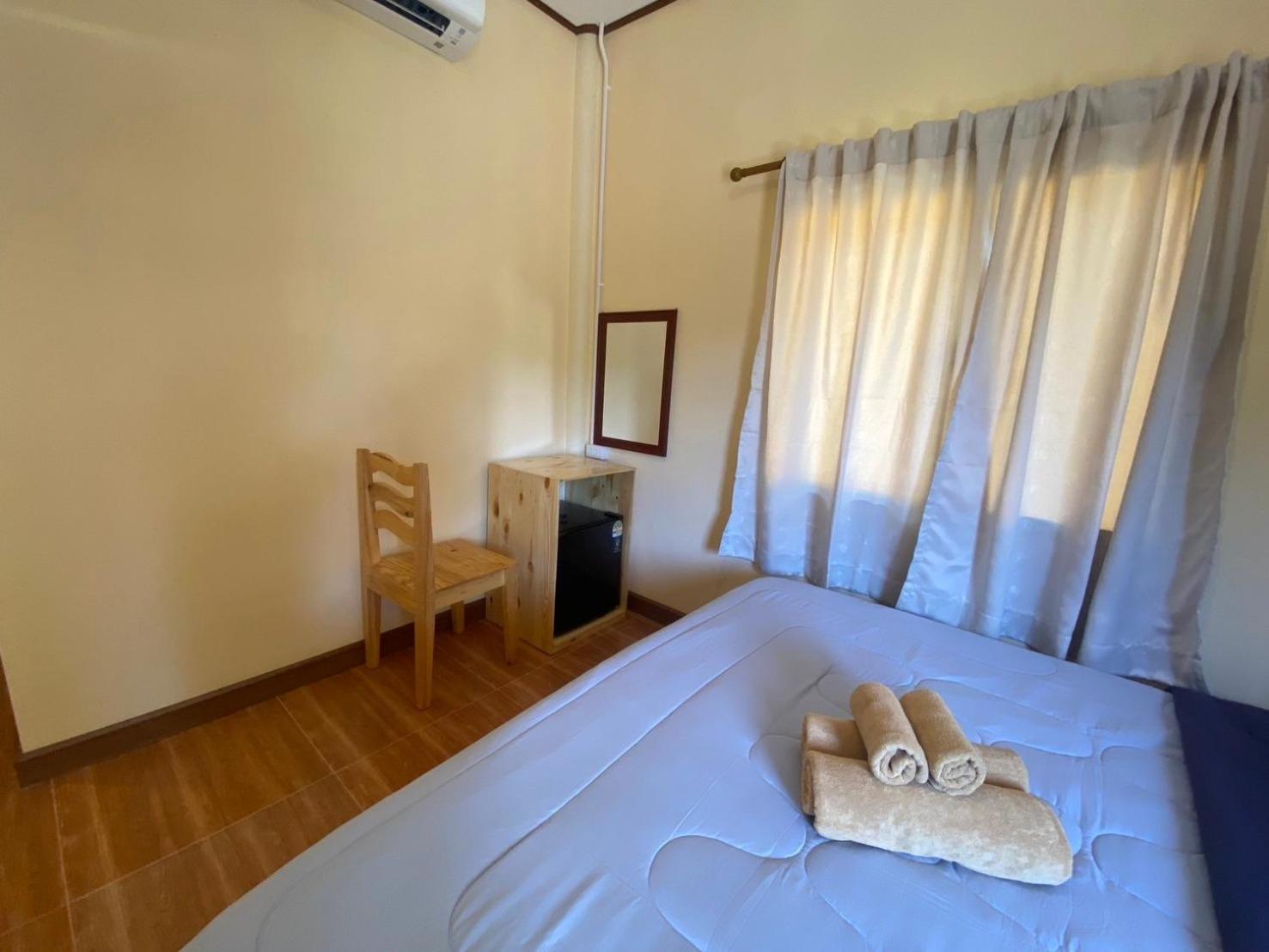 Baan Panseng Bungalow Ko Kut Екстер'єр фото
