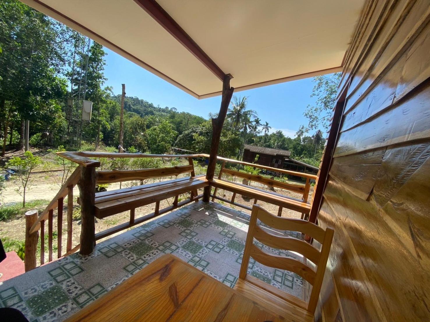 Baan Panseng Bungalow Ko Kut Екстер'єр фото