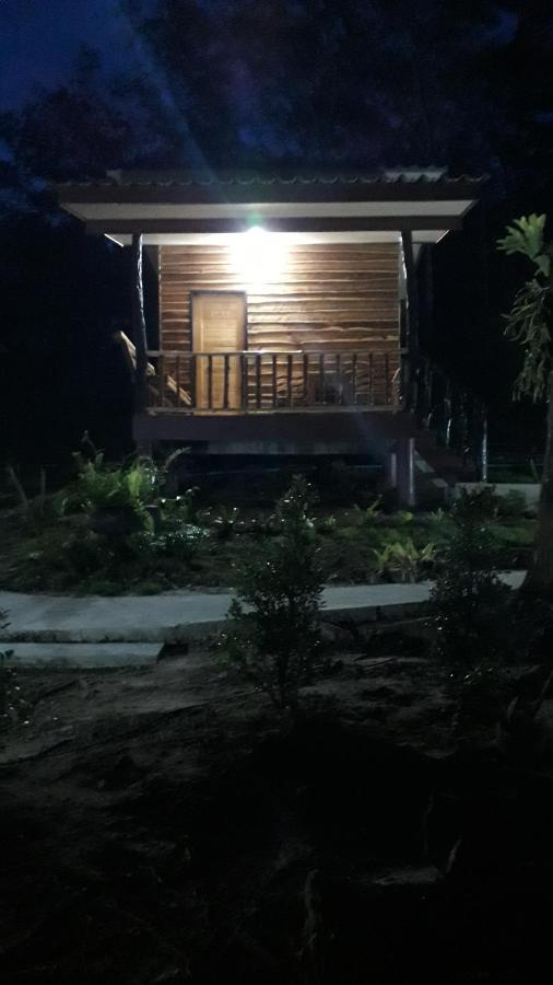 Baan Panseng Bungalow Ko Kut Екстер'єр фото