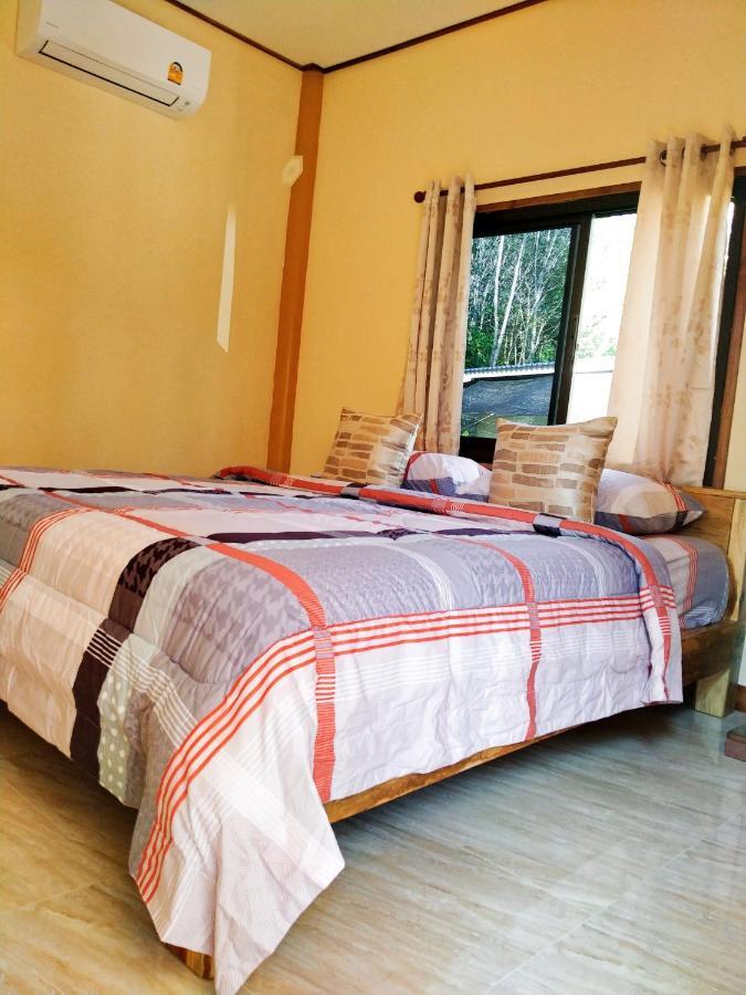 Baan Panseng Bungalow Ko Kut Екстер'єр фото